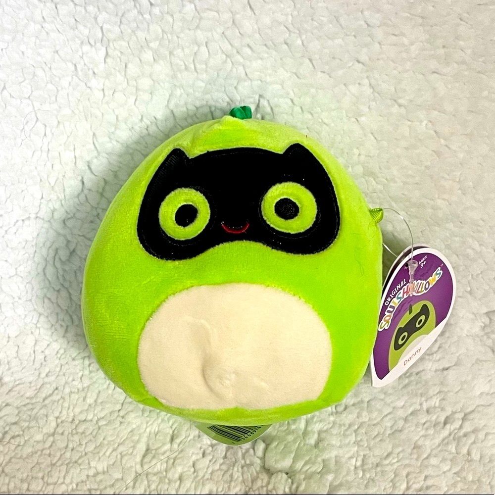 Squishmallow Halloween Danny the dinosaur